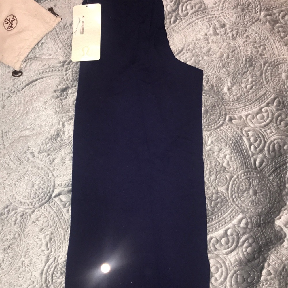 NWT lululemon pants - Picture 2 of 3